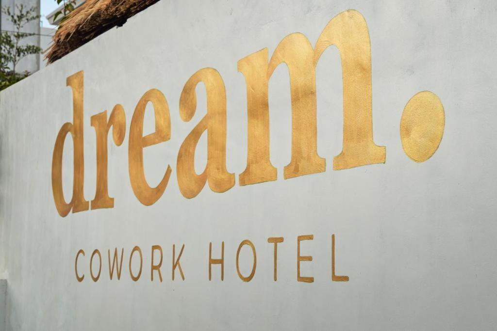 Dream Cowork Hotel Kuta  Zewnętrze zdjęcie